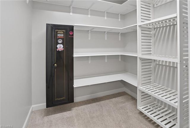 2194 Pine Creek Ridge, Asheboro, NC 27205