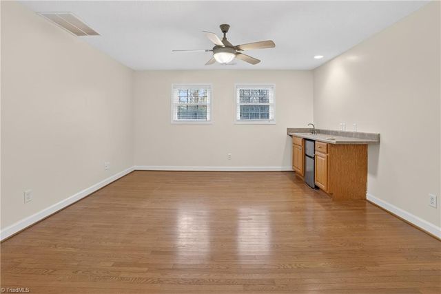 2194 Pine Creek Ridge, Asheboro, NC 27205