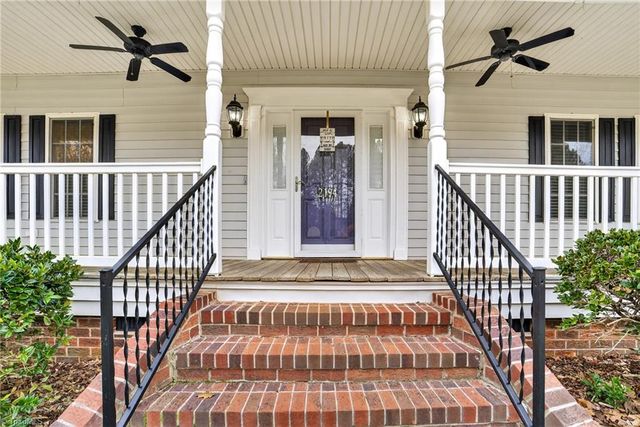 2194 Pine Creek Ridge, Asheboro, NC 27205