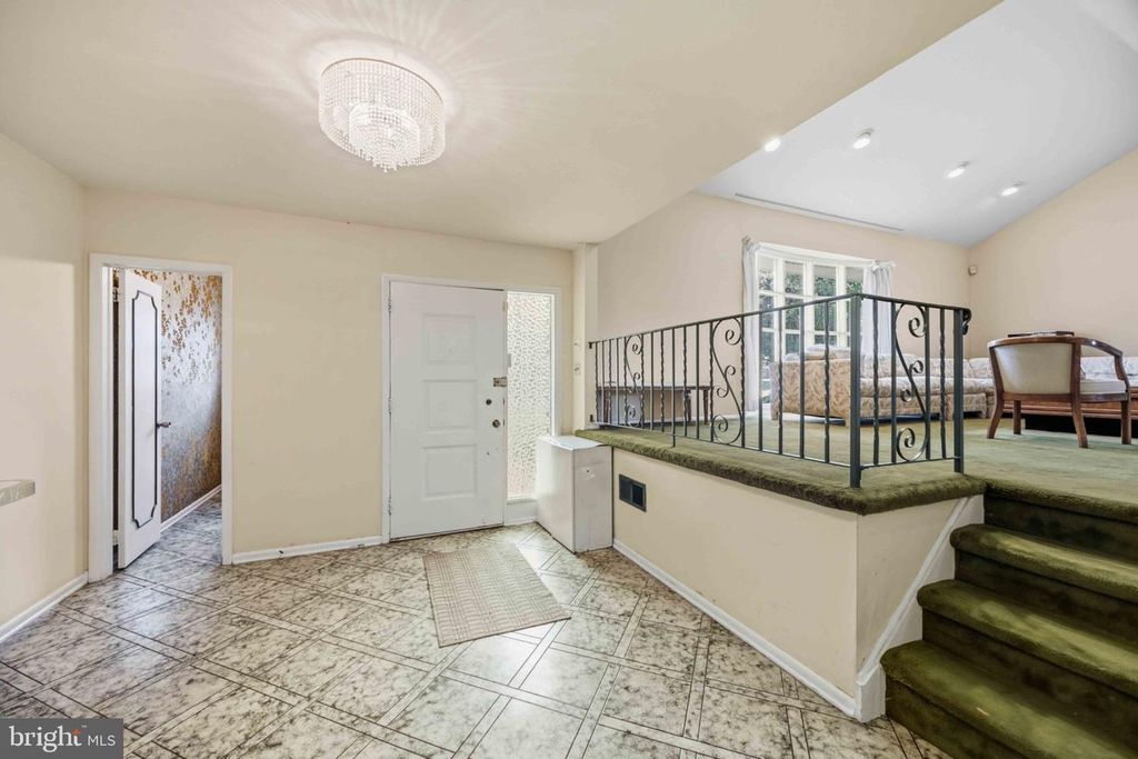 1116 HOWER LN, PHILADELPHIA, PA 19115 — photo 3