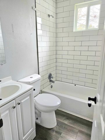 820 12th Avenue N Avenue N, Texas City, TX 77590