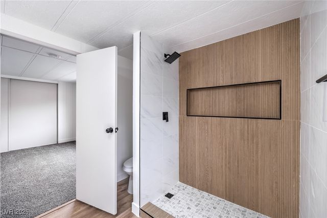 1879 Quintearo Street, Las Vegas, NV 89115