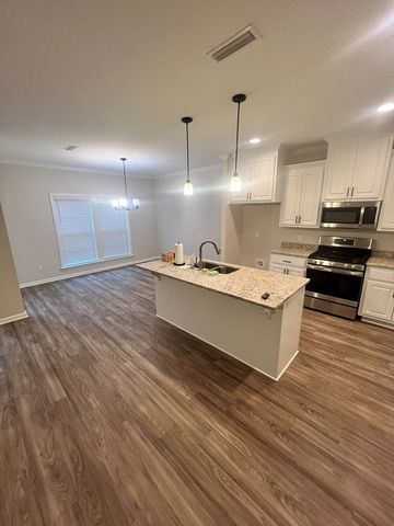 568 Ridgeland Road, Dothan, AL 36301