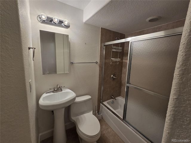 8094 Kline Court, Arvada, CO 80005