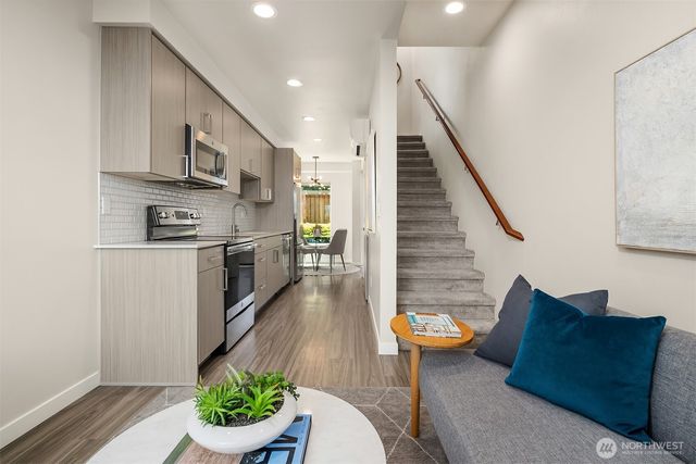 1810 NW 85th Street, Seattle, WA 98117