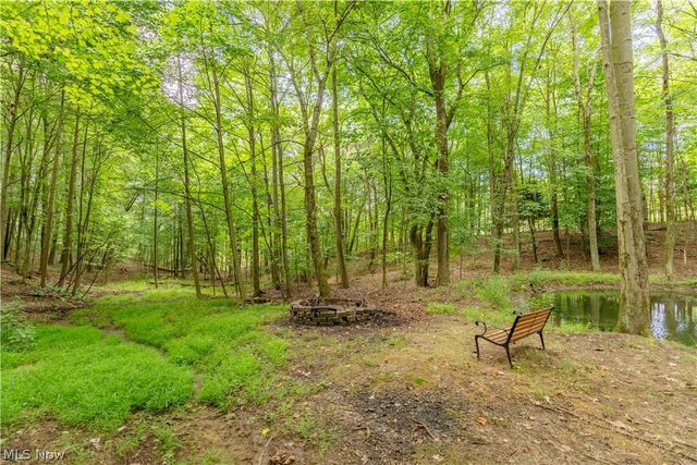 7924 Eberhart Road NW, Dover, OH 44622