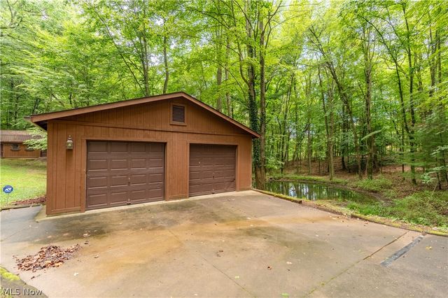 7924 Eberhart Road NW, Dover, OH 44622