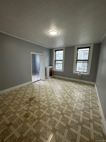 1126 Ward Avenue, Bronx, NY 10472
