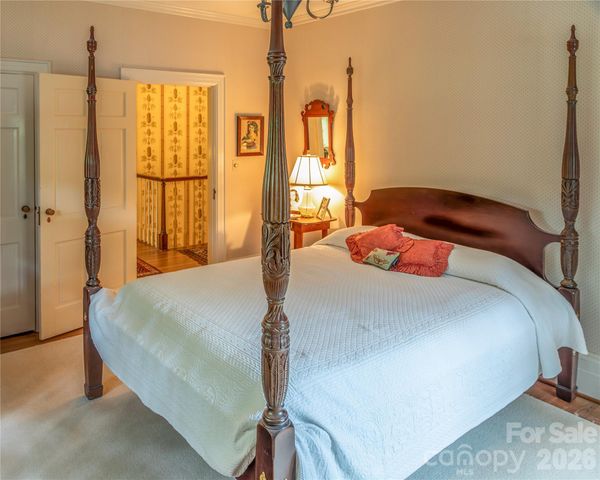 213 Union Street N, Concord, NC 28025