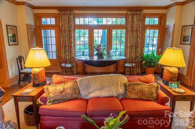 213 Union Street N, Concord, NC 28025