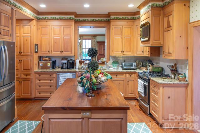213 Union Street N, Concord, NC 28025