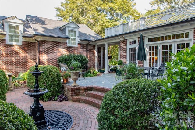 213 Union Street N, Concord, NC 28025