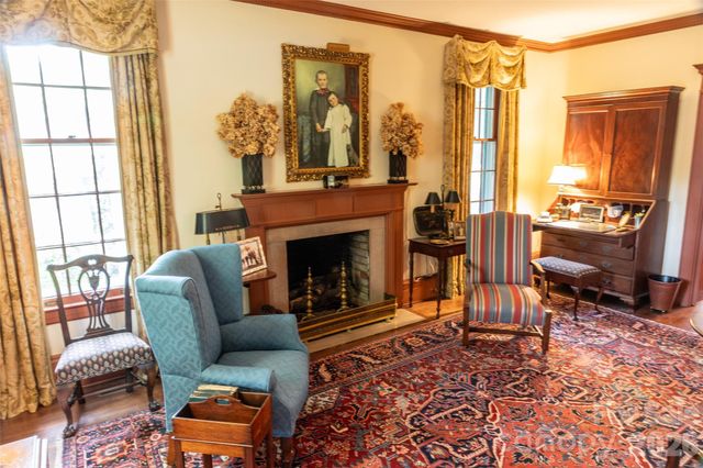 213 Union Street N, Concord, NC 28025