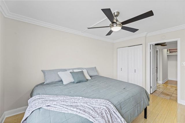 700 E 8th Street 7Q, Kansas City, MO 64106