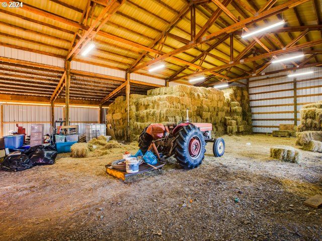 15165 AIRPORT Way, Vernonia, OR 97064