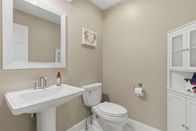 3955 E Eastmoor Street, Springfield, MO 65809