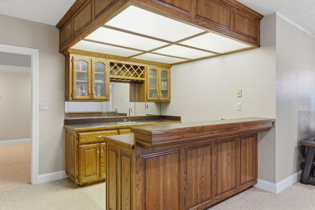 3955 E Eastmoor Street, Springfield, MO 65809