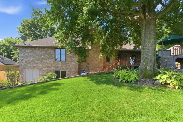 3955 E Eastmoor Street, Springfield, MO 65809