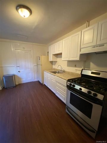 21 Prospect st, Highland Falls, NY 10928