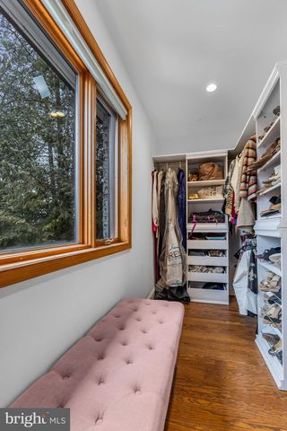 3825 BIRCHWOOD RD, Falls Church, VA 22041