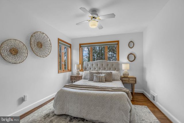 3825 BIRCHWOOD RD, Falls Church, VA 22041