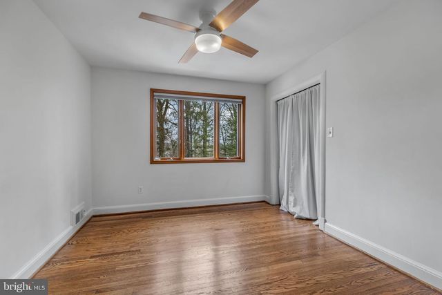 3825 BIRCHWOOD RD, Falls Church, VA 22041