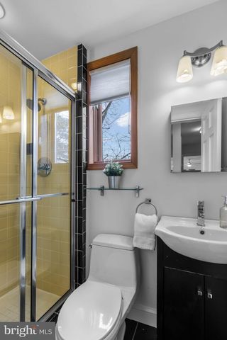 3825 BIRCHWOOD RD, Falls Church, VA 22041