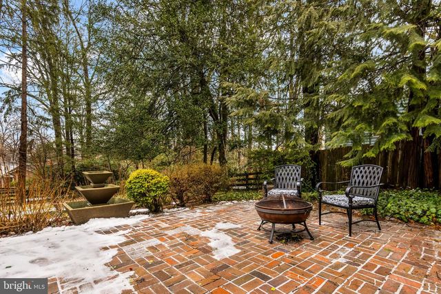 3825 BIRCHWOOD RD, Falls Church, VA 22041