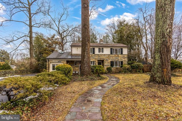 3825 BIRCHWOOD RD, Falls Church, VA 22041