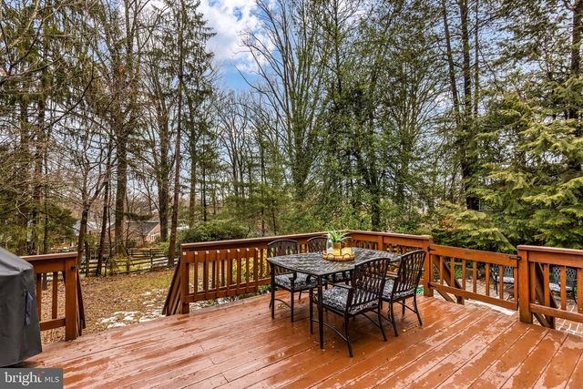 3825 BIRCHWOOD RD, Falls Church, VA 22041