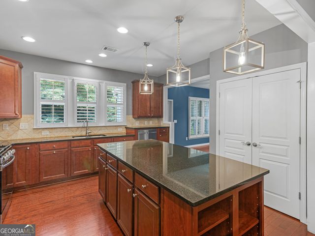 358 Sandy Springs Drive, Griffin, GA 30223