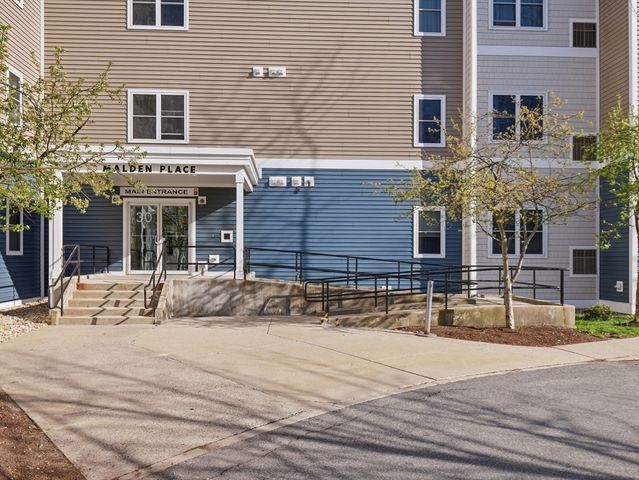 30 Franklin St 327, Malden, MA 02148