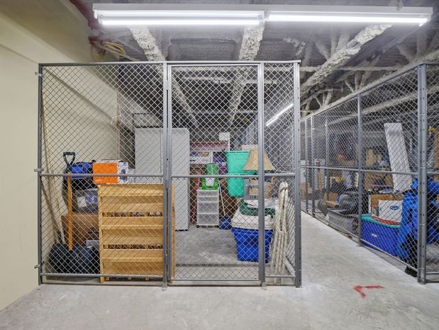 30 Franklin St 327, Malden, MA 02148