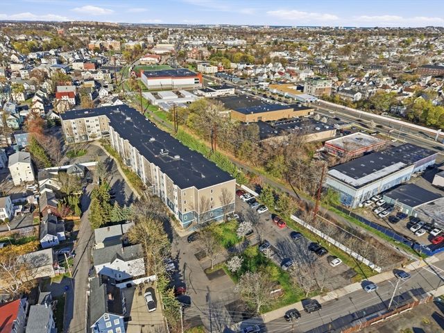 30 Franklin St 327, Malden, MA 02148