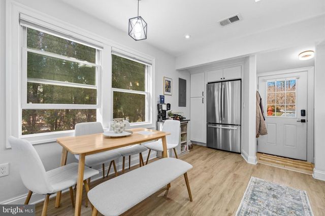 5 ERICSSON RD, Cabin John, MD 20818