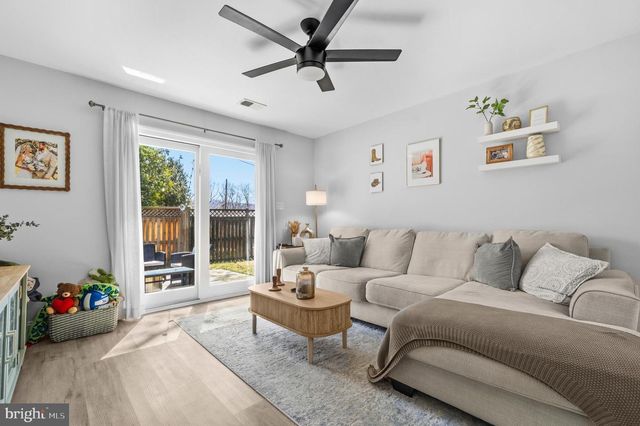 5 ERICSSON RD, Cabin John, MD 20818