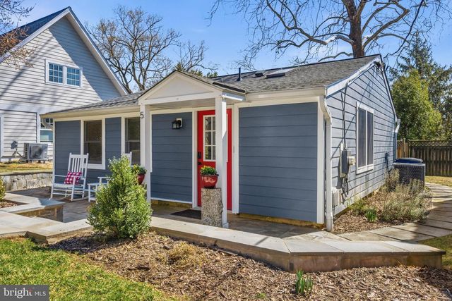 5 ERICSSON RD, Cabin John, MD 20818