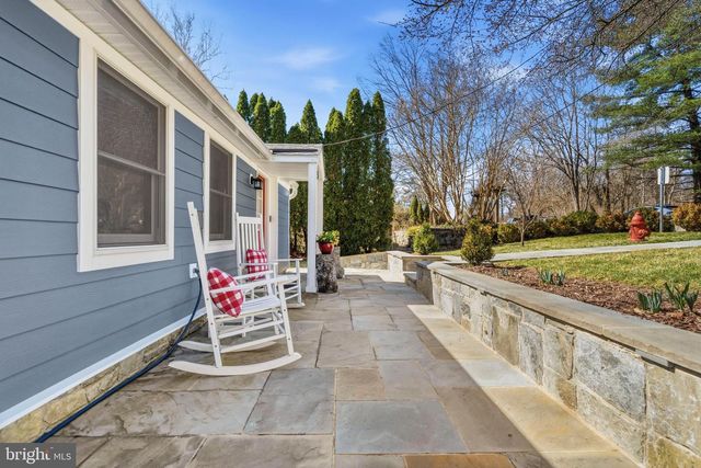 5 ERICSSON RD, Cabin John, MD 20818