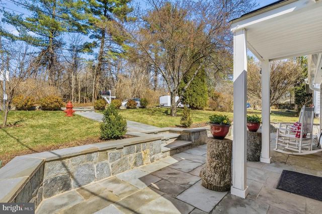 5 ERICSSON RD, Cabin John, MD 20818