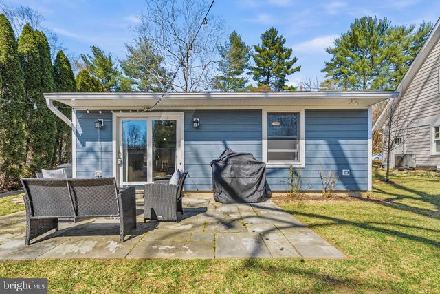 5 ERICSSON RD, Cabin John, MD 20818