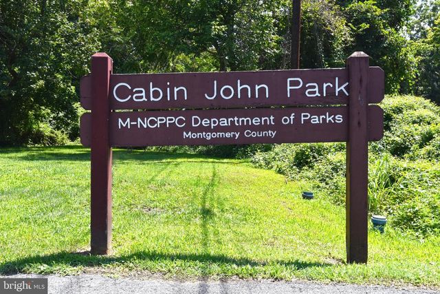 5 ERICSSON RD, Cabin John, MD 20818