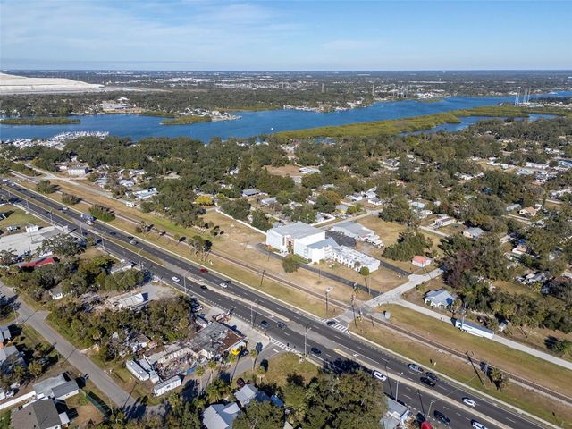 10007 S 41 HIGHWAY, Gibsonton, FL 33534