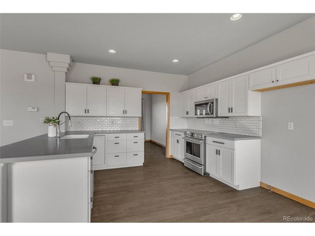 6696 Sunset Cir, Kiowa, CO 80117