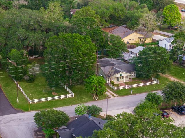 8407 Wilson Street, Fulshear, TX 77441