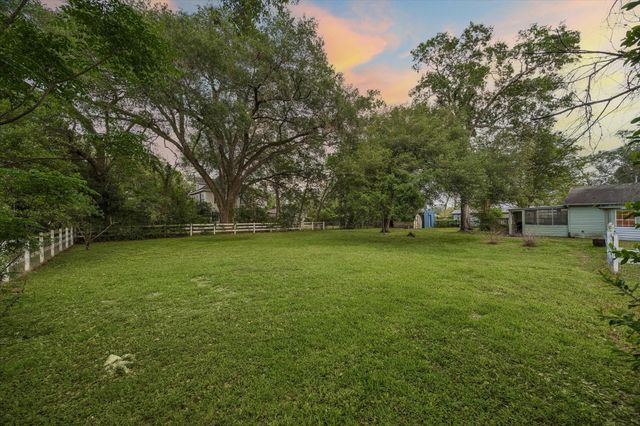 8407 Wilson Street, Fulshear, TX 77441