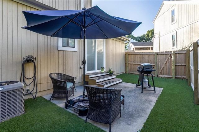 5126 Russell Street, Mission, KS 66202