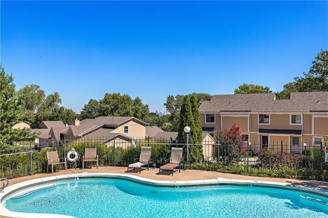 5126 Russell Street, Mission, KS 66202