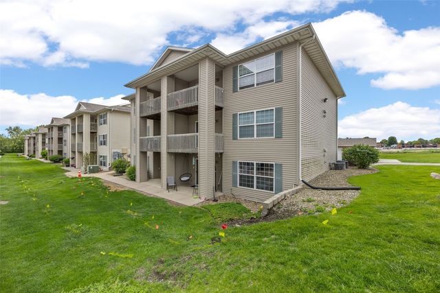 10 Cherry Court 1, North Liberty, IA 52317