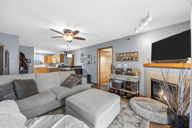 10 Cherry Court 1, North Liberty, IA 52317