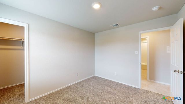 1207 Rolling Thunder Drive, Killeen, TX 76549